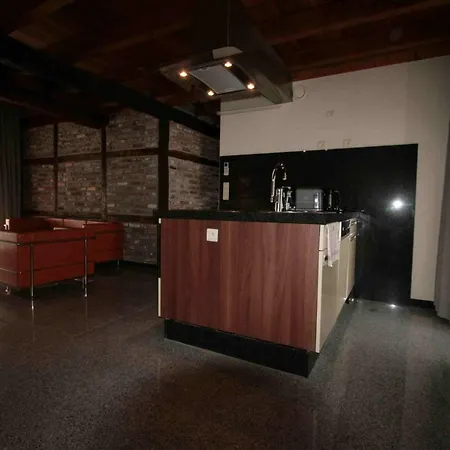 Amosa Centre Regence 10 リエージュ