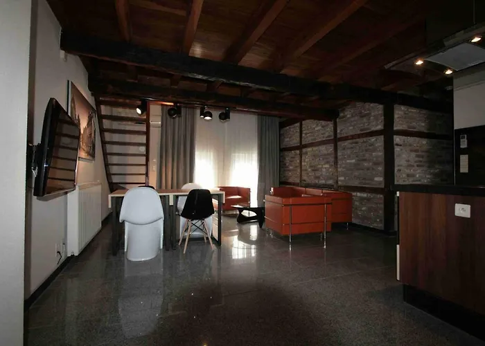 Amosa Centre Regence 10 Apartment